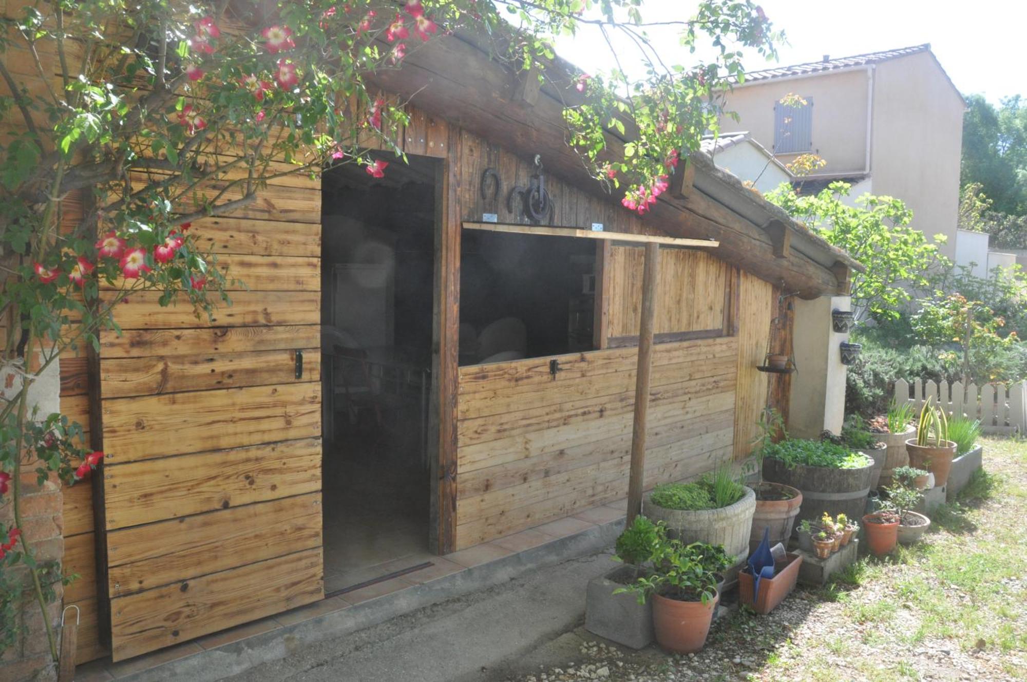 Bed and Breakfast La Ferme De Tonton Jules Et Mame Julia Entraigues-sur-la-Sorgue Zewnętrze zdjęcie